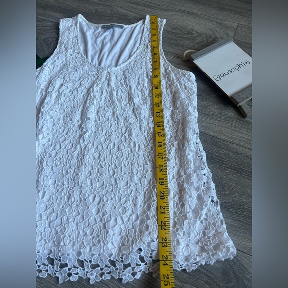 Daniel Rainn Jorgensen Crochet Overlay Sleeveless Shift Top in White. Size S - Picture 10 of 12
